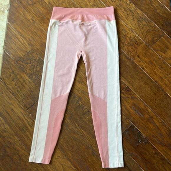 LULULEMON Athletica Ebb To Train Tight in Abstract - Picture 5 of 7